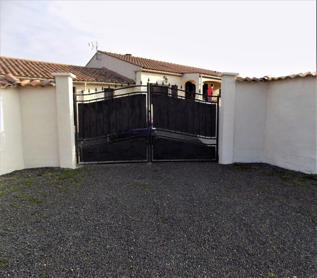 Granes Villa Dendrane מראה חיצוני תמונה